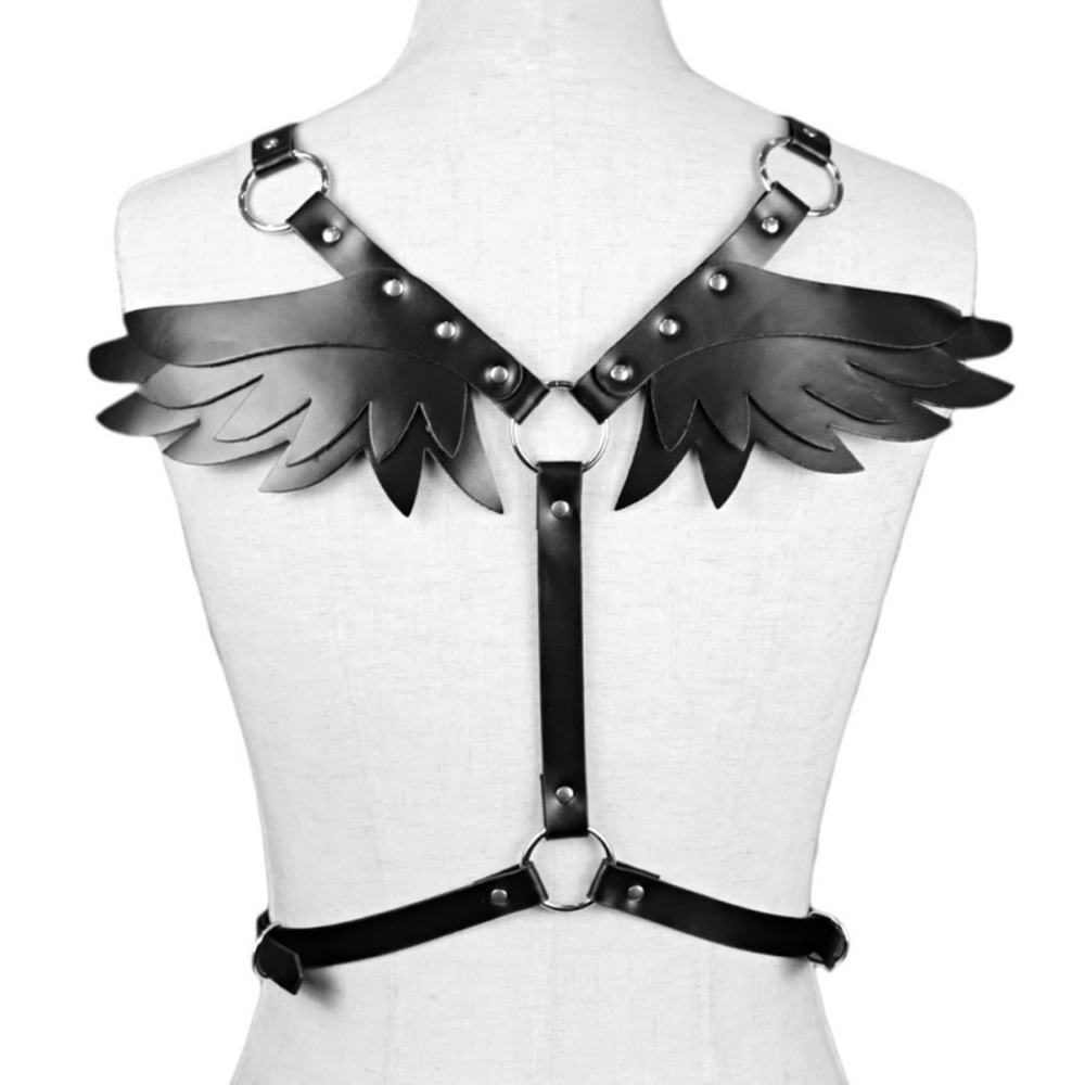 Vegan PU Leather Angel Wing Harness - Picture 8 of 12